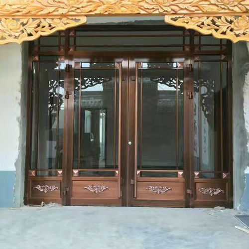 匠心鑄造，品質(zhì)卓越——探尋臨朐國強(qiáng)門業(yè)與金斗門業(yè)的仿銅門訂制之道